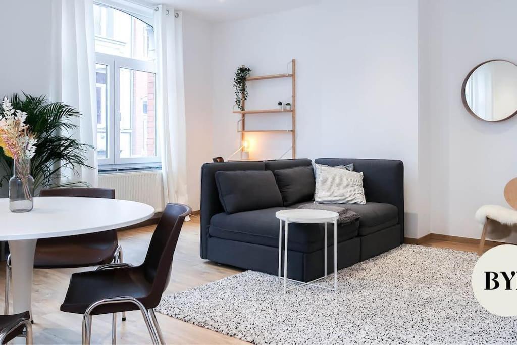 Apartment 1 Bedroom In Center - 2nd Floor