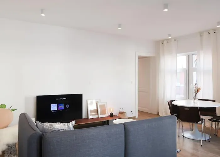 1 Bedroom Apartment In Liege Center - 2Nd Floor